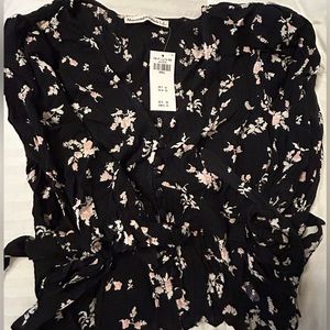 abercrombie & fitch: quarter sleeve floral print ruched blouse